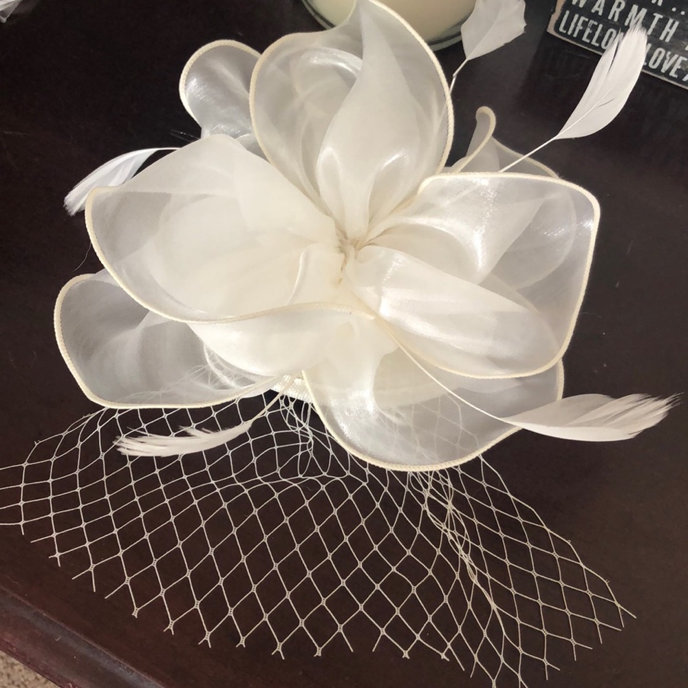 Derby/horse race fascinator